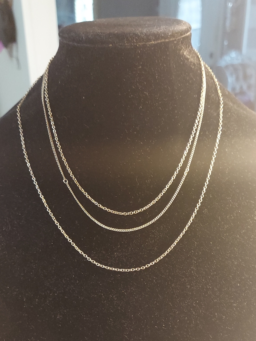 AVON 3 Strand Silverstone Necklace